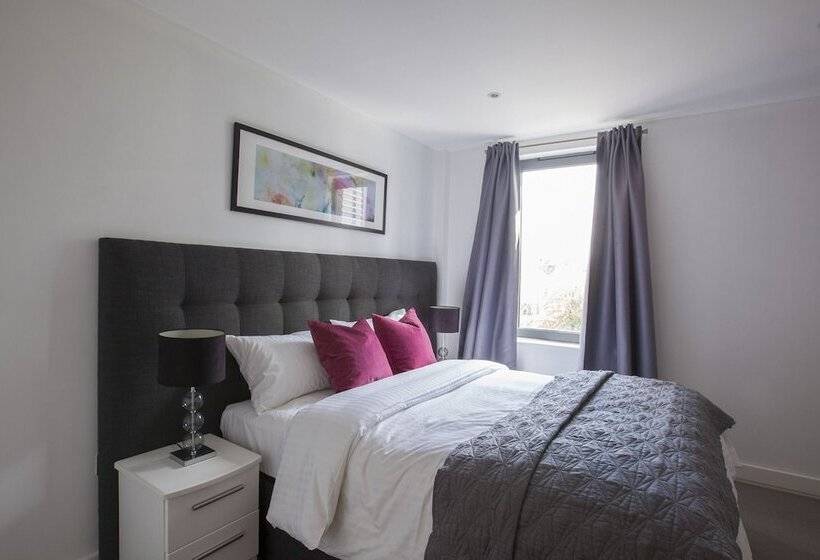 شقة سوبيريور غرفتين, Belvedere Stratford City Edge Apartments
