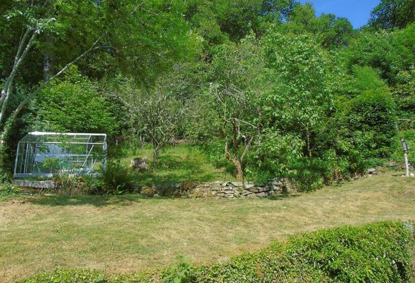 Quarto Estandar Vista Jardim, Craik Na Dav B&b