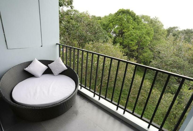 발코니 디럭스 룸, Apple A Day Resort Krabi, Ao Nang Beach Sha Extra Plus