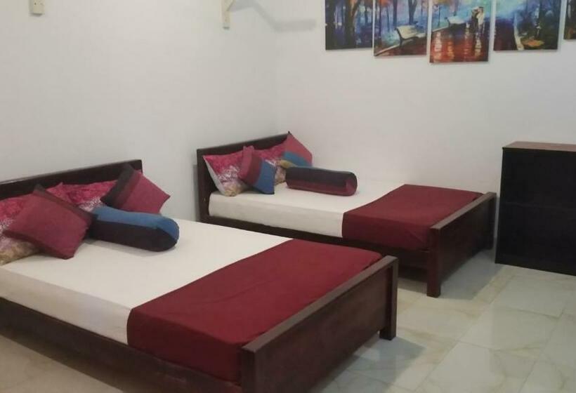 Chambre Familiale, Bevary City