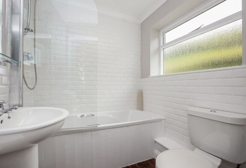 标准间, The Bickley Mill