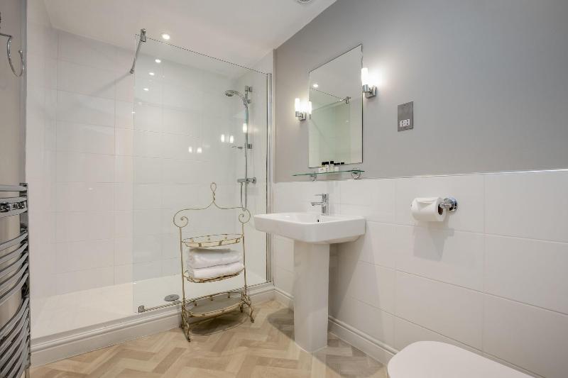 标准间, The Bickley Mill