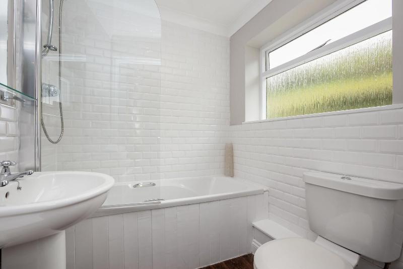 标准间, The Bickley Mill