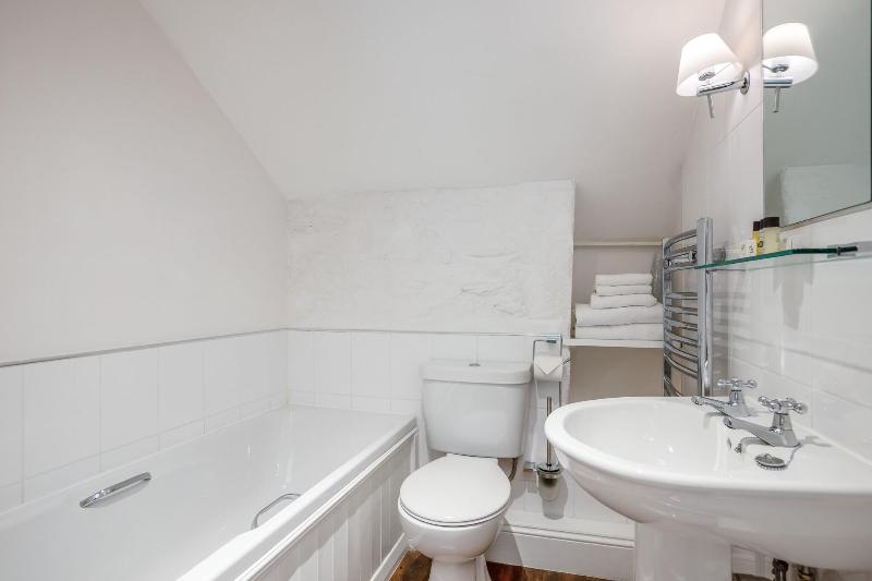 四人标准间, The Bickley Mill