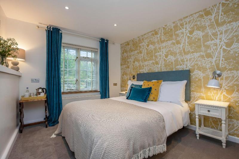 标准间, The Bickley Mill