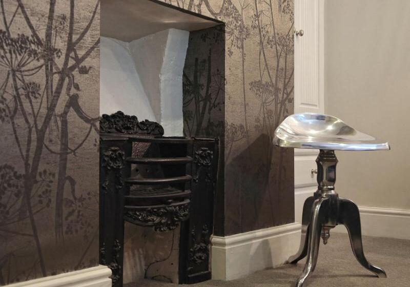 标准间, The Bickley Mill