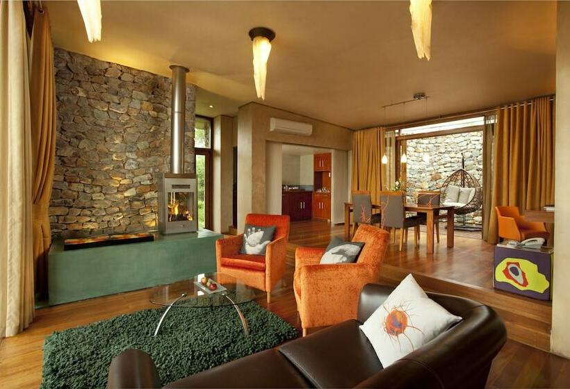 Президентский Люкс, Forum Homini Boutique