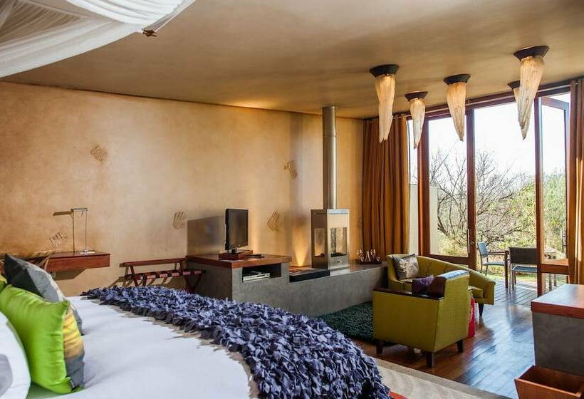 Люкс Повышенной Комфортности, Forum Homini Boutique