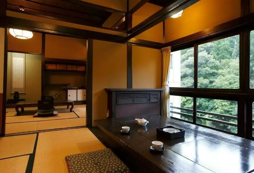 スーペリアファミリールーム, Hazu Bekkan