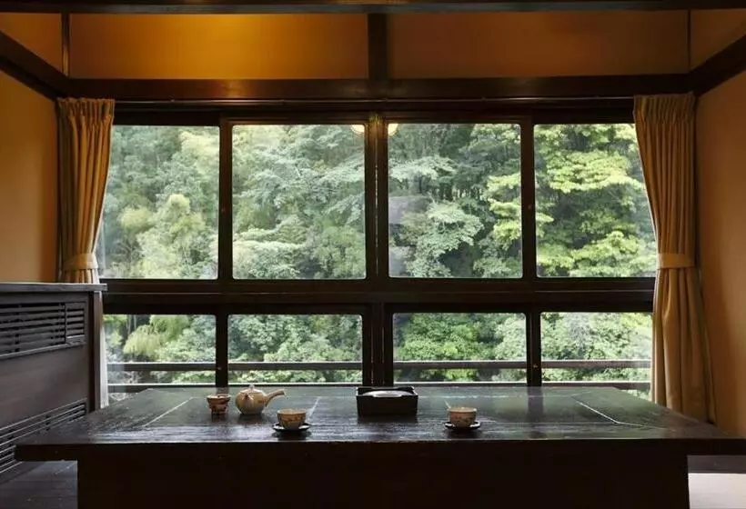 スーペリアファミリールーム, Hazu Bekkan