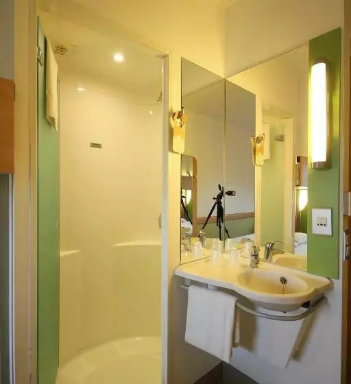 Habitació Clàssica, Ibis Budget Derby