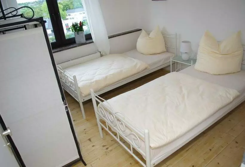 Basic-huone, Porta Colonia