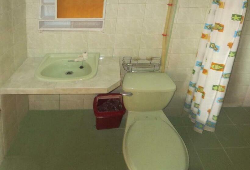 דירת חדר, Sulu Plaza