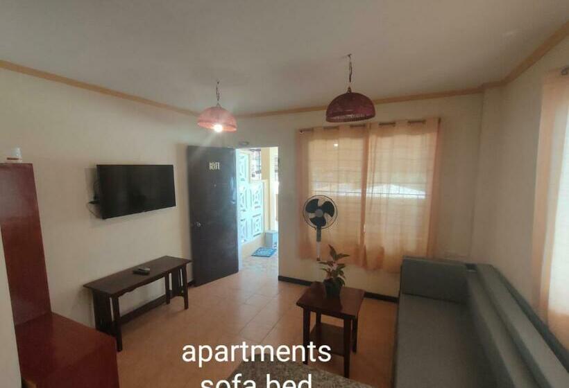 דירת חדר, Sulu Plaza