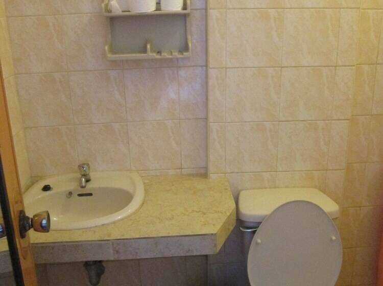 דירת חדר, Sulu Plaza