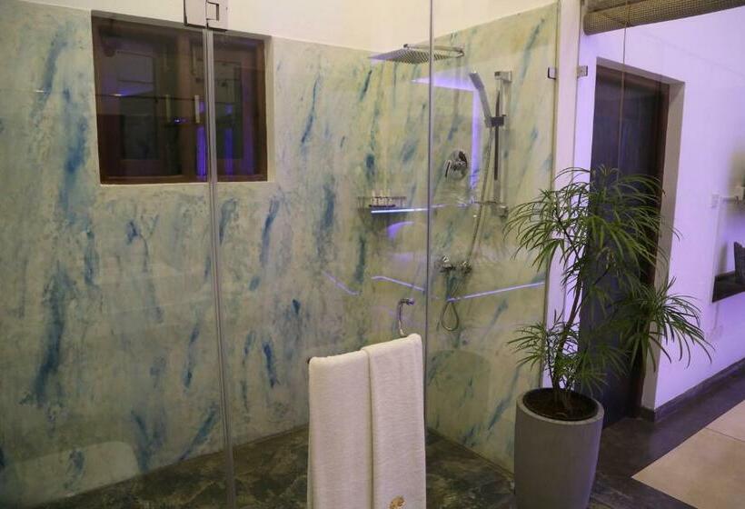 스탠다드 자쿠지 룸, Tranquil Negombo Boutique