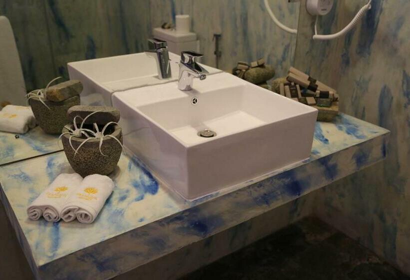 스탠다드 자쿠지 룸, Tranquil Negombo Boutique