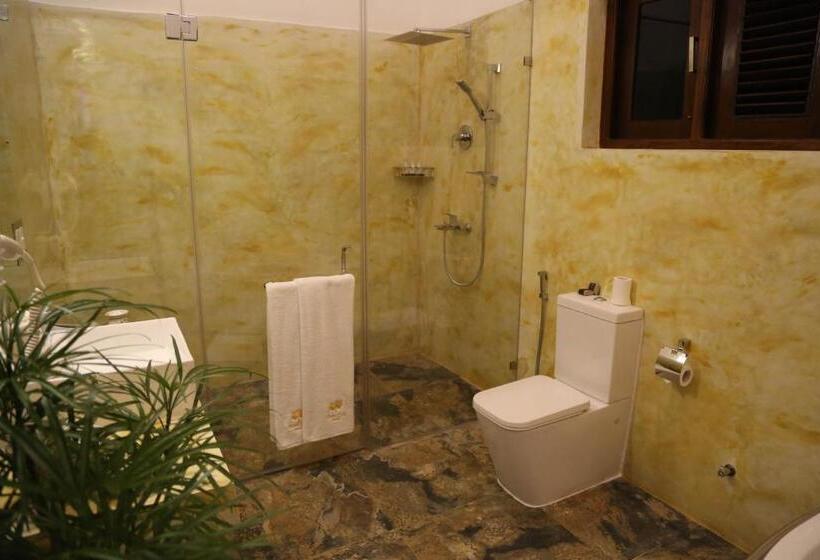 스탠다드 자쿠지 룸, Tranquil Negombo Boutique