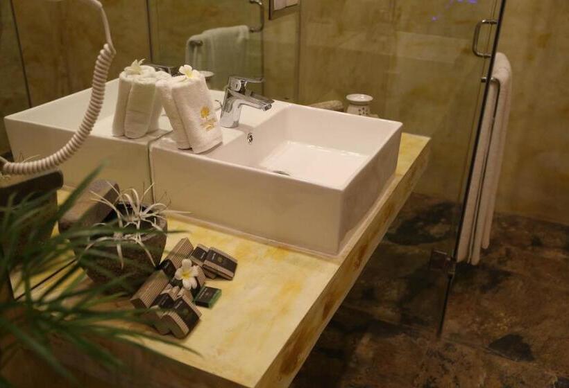 스탠다드 자쿠지 룸, Tranquil Negombo Boutique