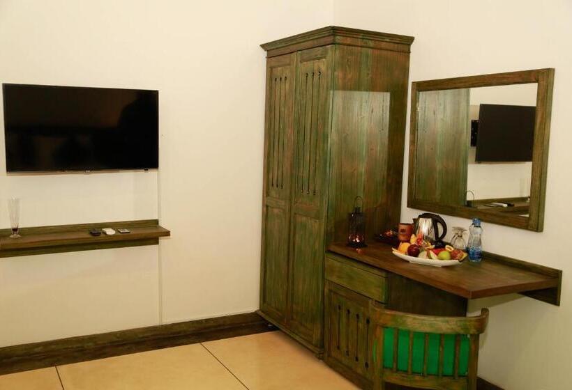 디럭스 룸, Tranquil Negombo Boutique