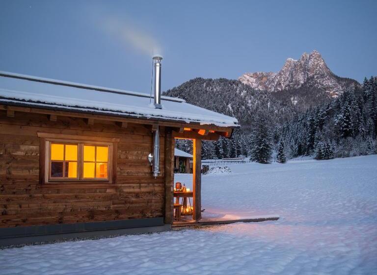 جناح, Vitaloase Zu Den Drei Brudern