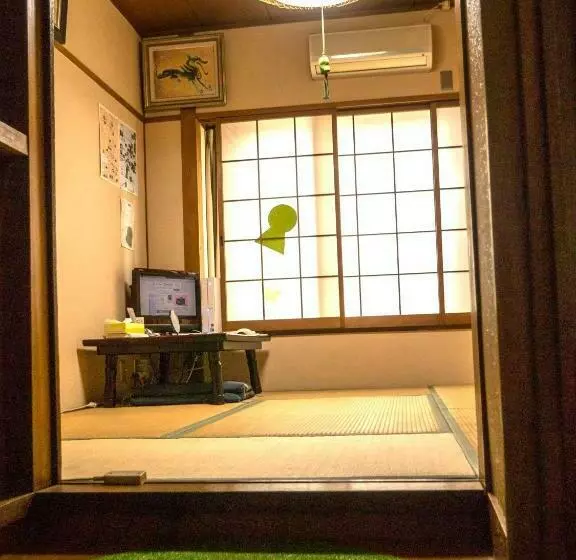 スタンダードトリプルルーム, Yamabe