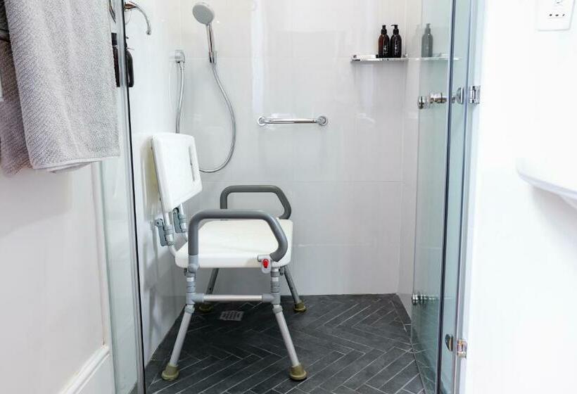 חדר סטנדרט, Fairview Historic Homestead