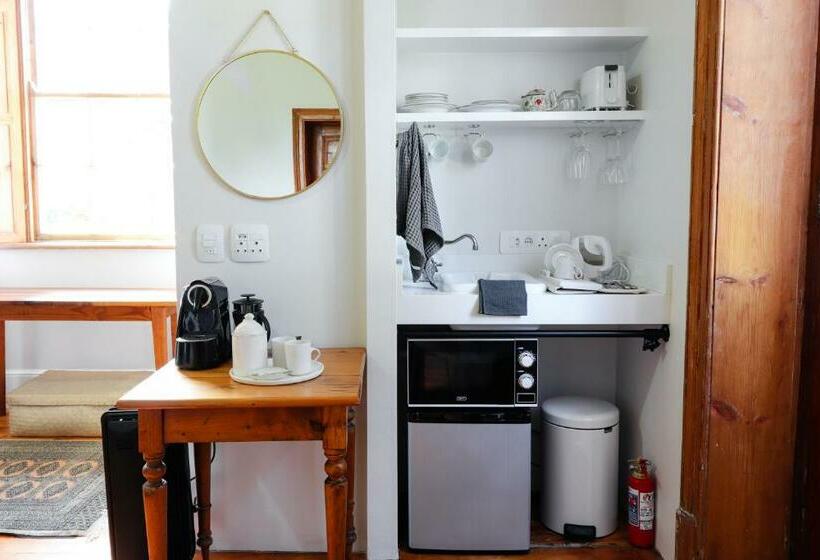 חדר סטנדרט, Fairview Historic Homestead