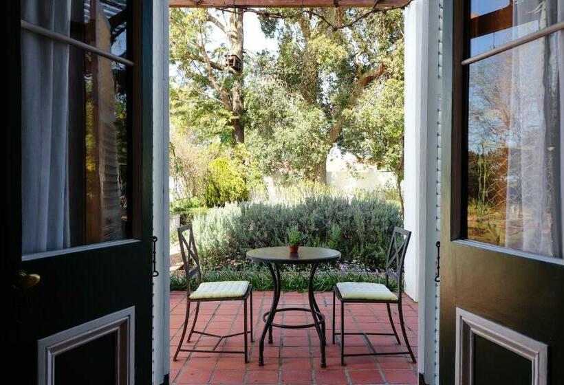 חדר סטנדרט, Fairview Historic Homestead