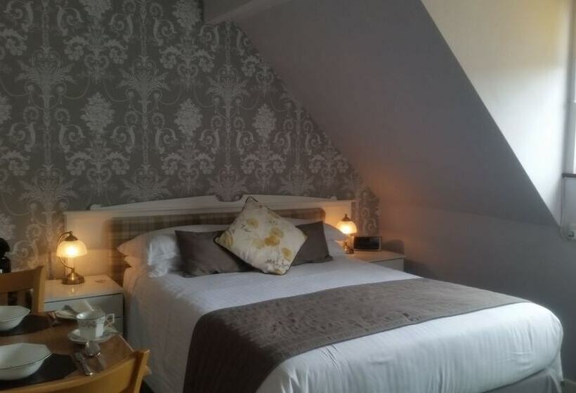 클래식 룸 더블 침대, Fernleigh Guest House