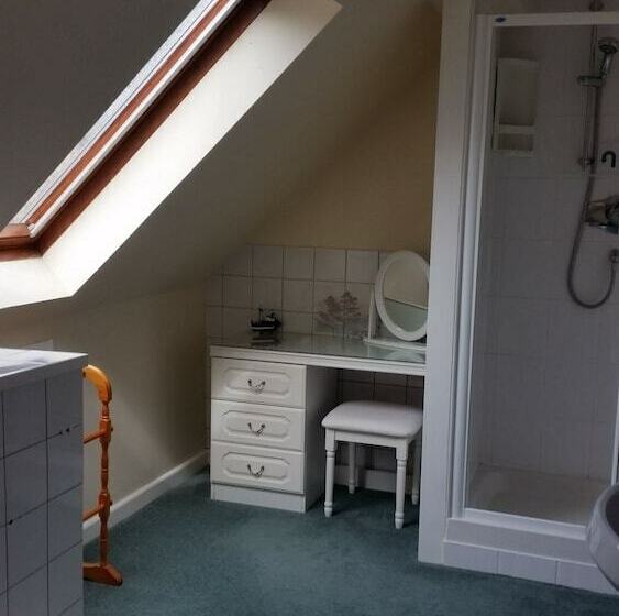 클래식 룸 더블 침대, Fernleigh Guest House