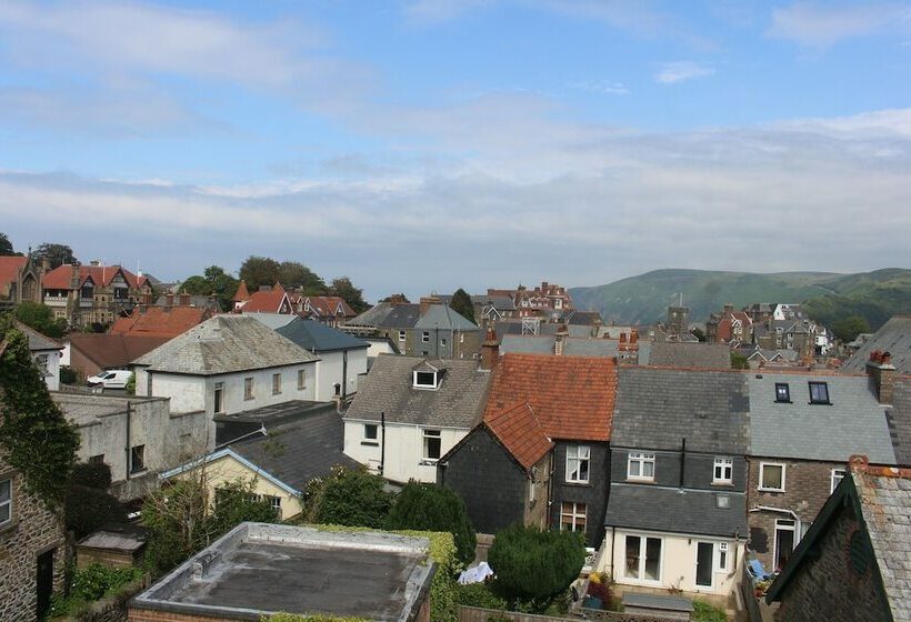 클래식 룸 더블 침대, Fernleigh Guest House