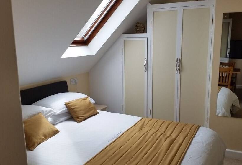 클래식 룸 더블 침대, Fernleigh Guest House