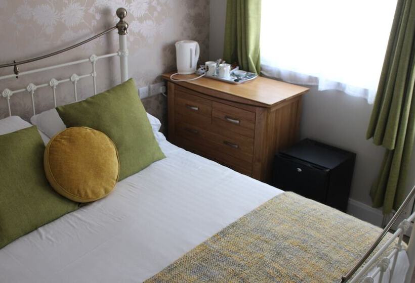 클래식 룸 더블 침대, Fernleigh Guest House