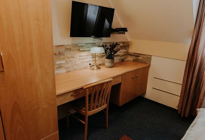 اتاق استاندارد, Restaurant Gastehaus Feldkirchen