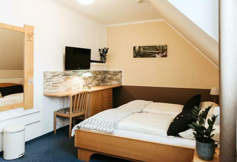 اتاق استاندارد, Restaurant Gastehaus Feldkirchen