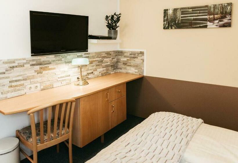 اتاق استاندارد, Restaurant Gastehaus Feldkirchen