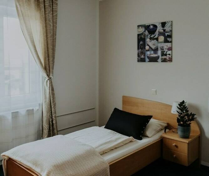 اتاق استاندارد, Restaurant Gastehaus Feldkirchen