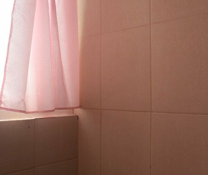 اتاق لوکس, Wild Orchid Beach Resort