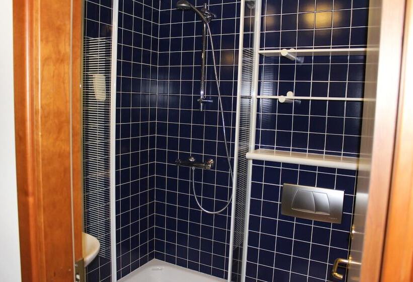 اتاق استاندارد, Adventure Hotel Hellissandur