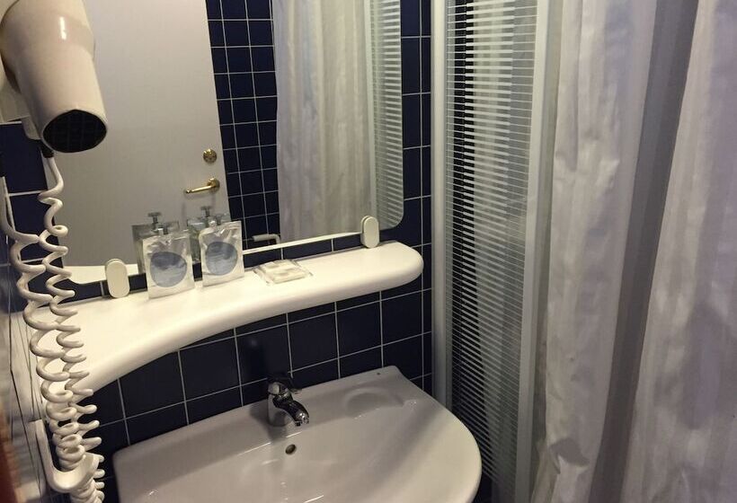 اتاق استاندارد, Adventure Hotel Hellissandur