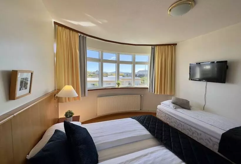 اتاق کلاسیک سه تخته, Adventure Hotel Hellissandur