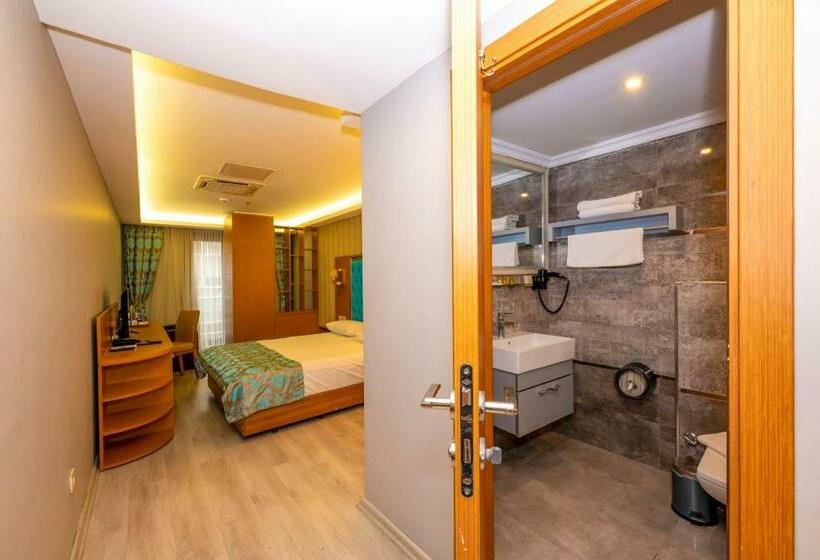 غرفة ديلوكس, Grand Palace