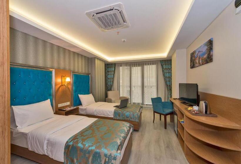 غرفة ديلوكس, Grand Palace