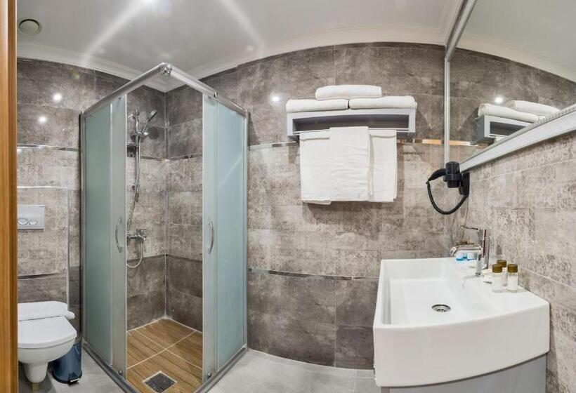 اتاق لوکس چهار تخته, Grand Palace