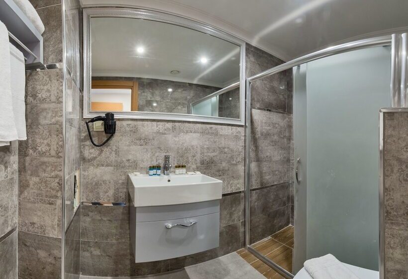 غرفة ديلوكس فردية, Grand Palace