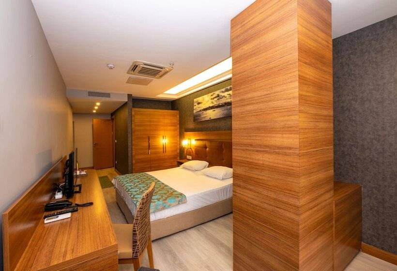 اتاق لوکس, Grand Palace