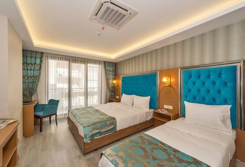 اتاق لوکس سه تخته, Grand Palace