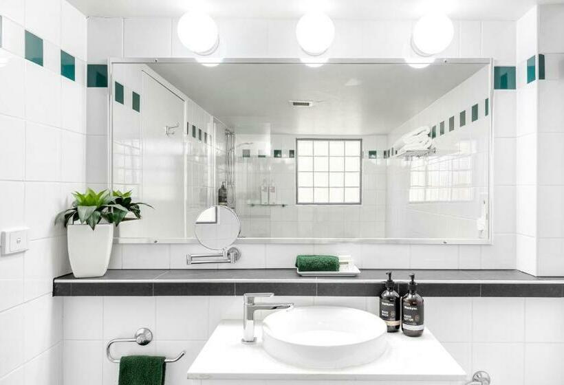 غرفة ديلوكس سرير كينج, Berry Village Boutique Motel