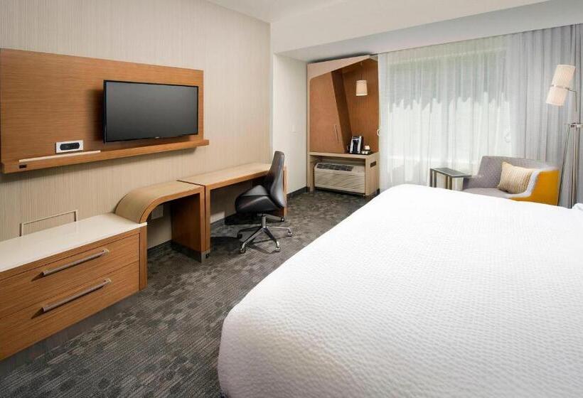 身障者適用キングサイズベッドルーム, Courtyard By Marriott Atlanta Ne/duluth Sugarloaf